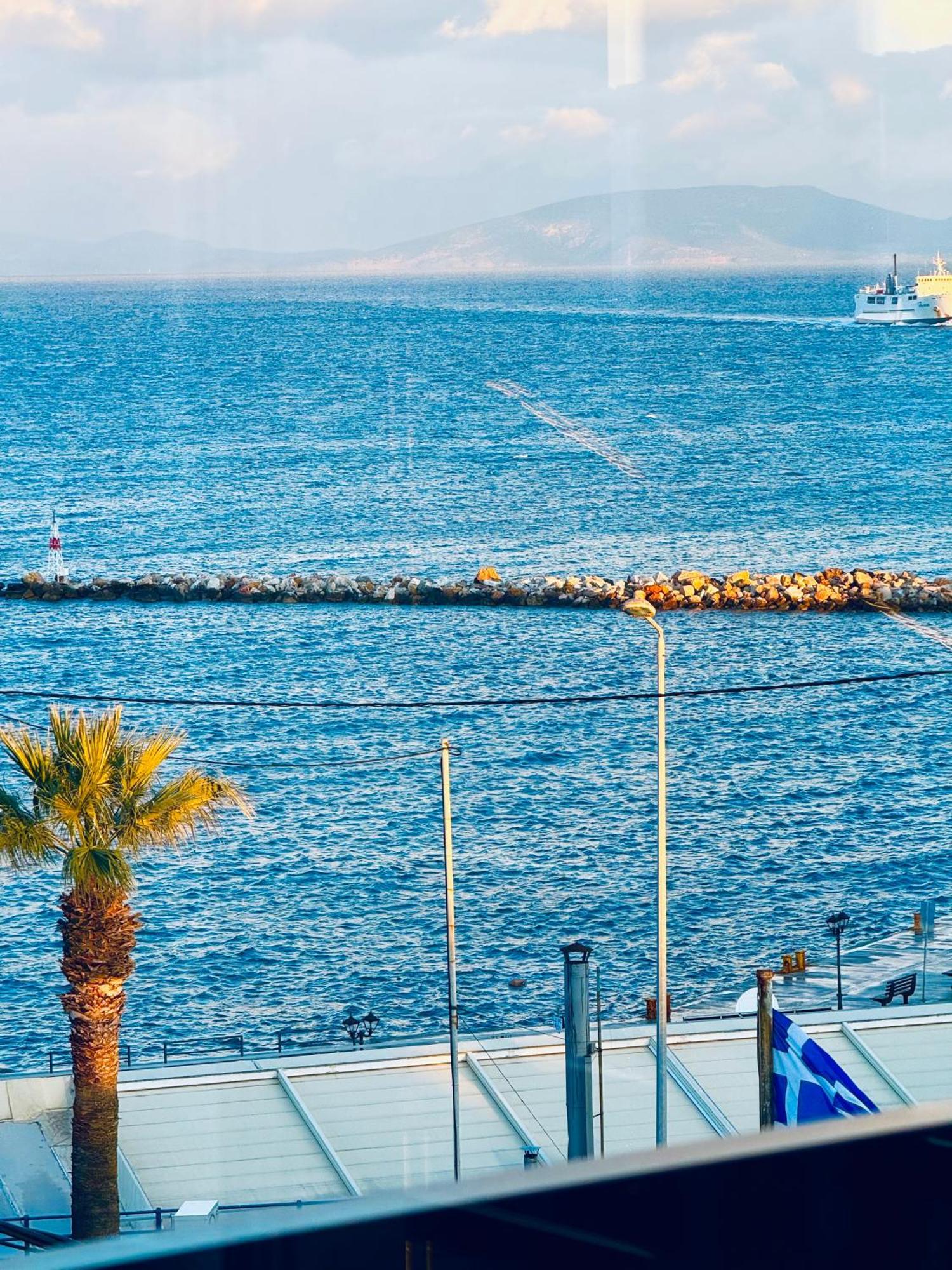 Blue Horizon Gem On The Port Daire Rafína Dış mekan fotoğraf